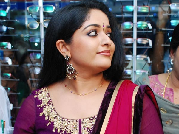 காவ்யா மாதவன்