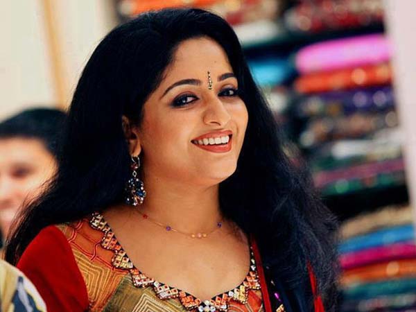 போலி சாமியாருடன் 