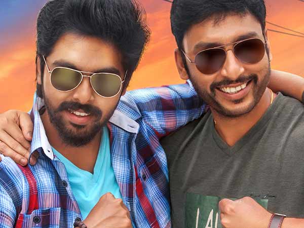 Kadavul Irukkan Kumaru Review