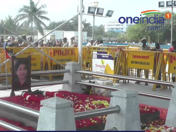 Film industry people pay tribute at Jaya's memorial Film industry people pay tribute at Jaya's memorial