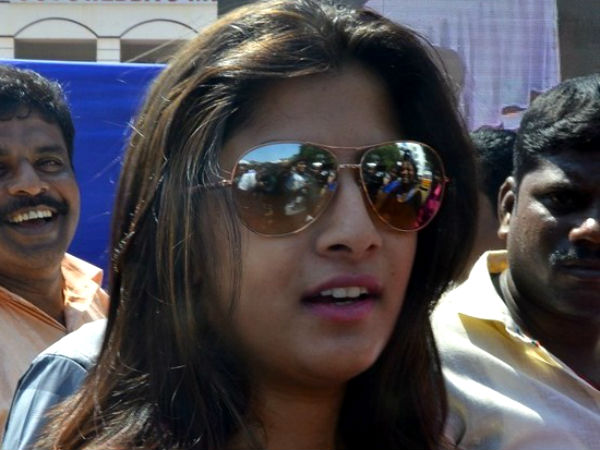 பேசலாம் 