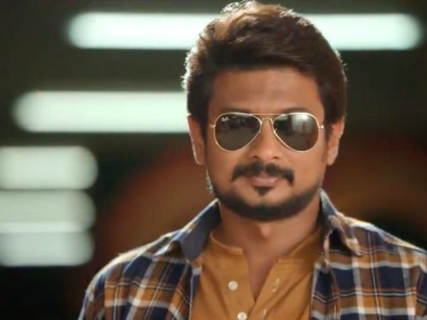 இரண்டு படங்கள் இரண்டு படங்கள்