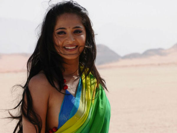 ரகசிய வருகை.. மக்களுடன் க்யூவில்