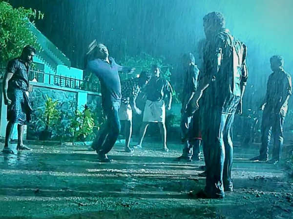 உயிரைப் பணயம் வைத்து உயிரைப் பணயம் வைத்து