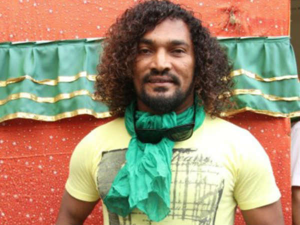 சாகச நிகழ்ச்சிகள் : சாகச நிகழ்ச்சிகள் :