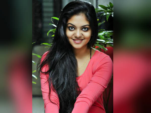 அஹானா... :