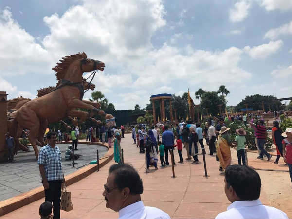 படப்பிடிப்பு முடிந்தாலும் :