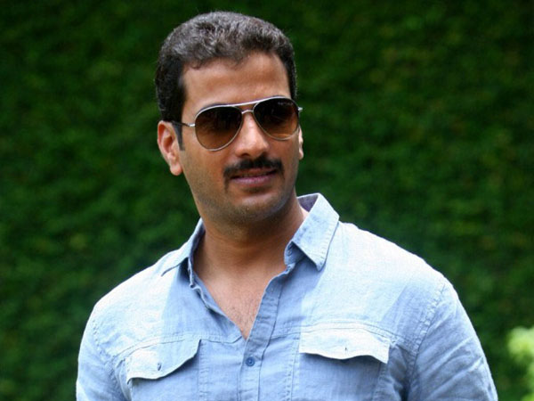 காஸ்ட்யூம் 