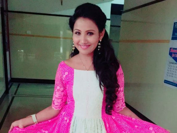 சினிமாவில் கால்பதிக்கிறார்