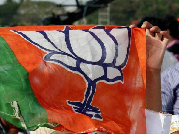 பா.ஜ.க-வினர் எதிர்ப்பு 