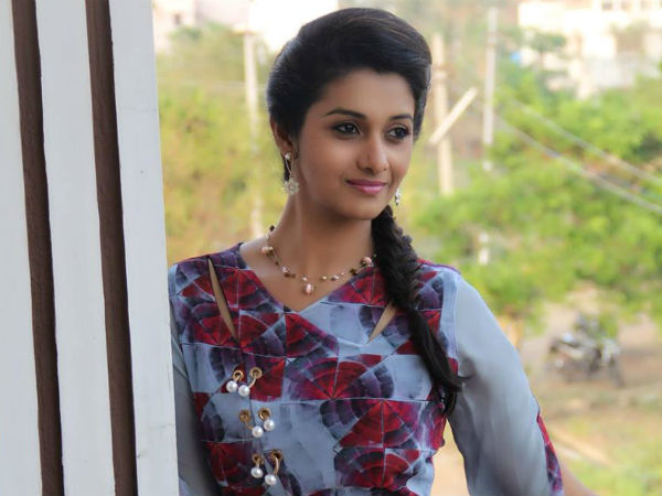 இன்னொரு புதுப்படத்தில்