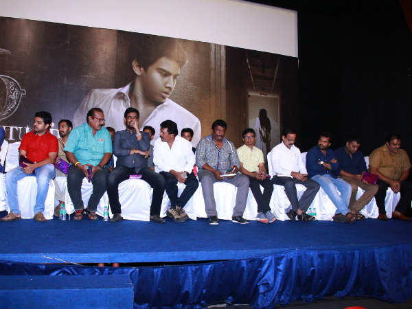 பத்து டிவிடி இருந்தா படம்