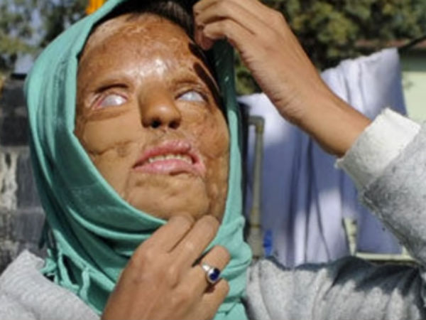 பாதிக்கப்பட்ட பெண்கள் 