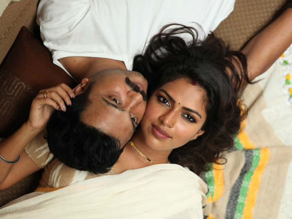 சுசி கணேசன் 