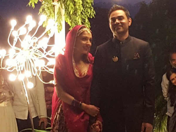 லிவிங் டு-கெதர்