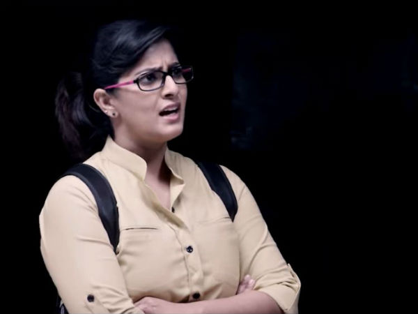 வரலட்சுமி சரத்குமார் 