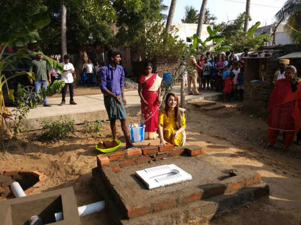 காஞ்சிபுரத்தில் த்ரிஷா காஞ்சிபுரத்தில் த்ரிஷா