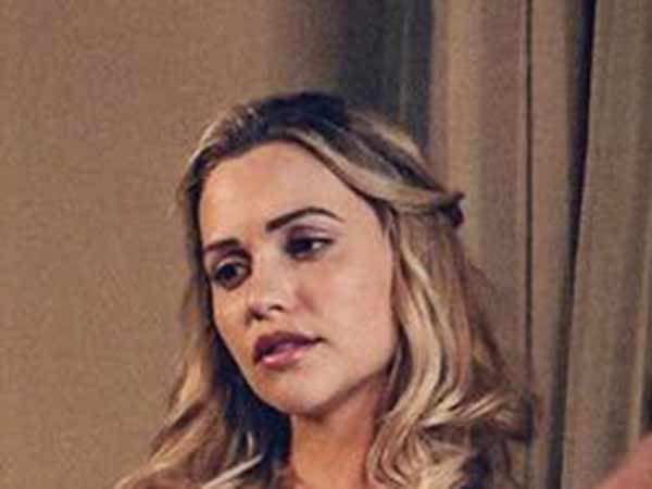 ஆபாச குறும்படம்