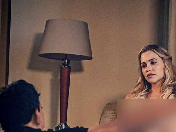 அதிர்ச்சியில் ரசிகர்கள்