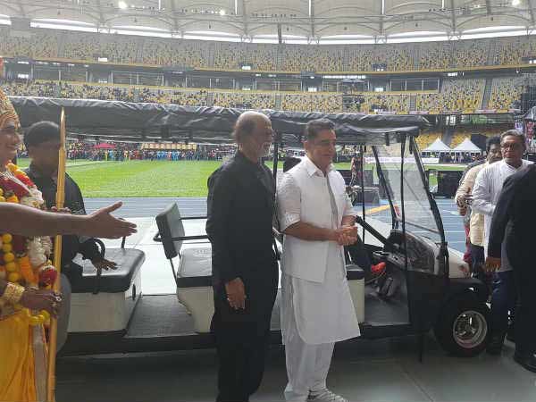 ரசிகர்கள் தான் சினிமாவை வாழவைக்க வேண்டும்