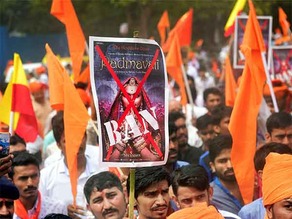 தீயில் குதிப்போம்