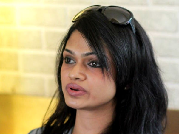 யார் வீடியோ வேணும்