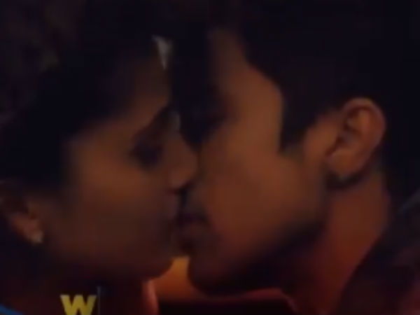 சாதாரணம் 