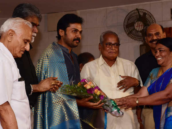 Karthi inaugurates a trust to Policemen