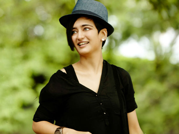 ஹீரோயின் 