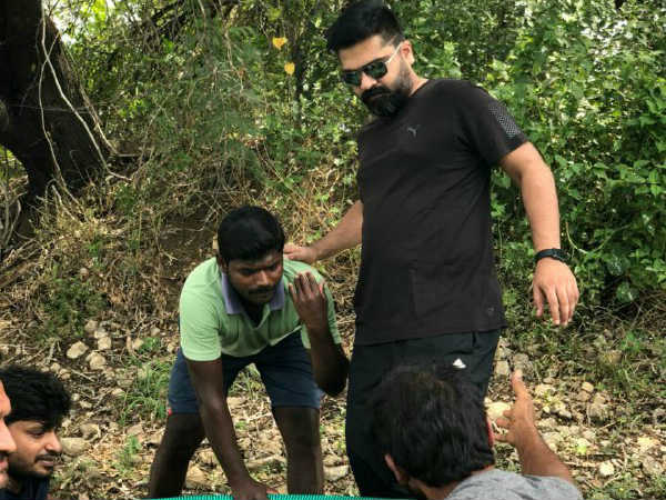 Simbu visits lakes in salem
