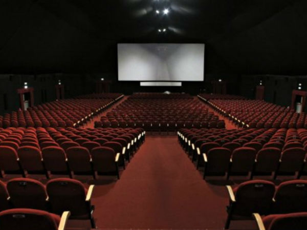 ஏப்ரல் 11