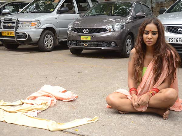 ஸ்ரீ ரெட்டி 