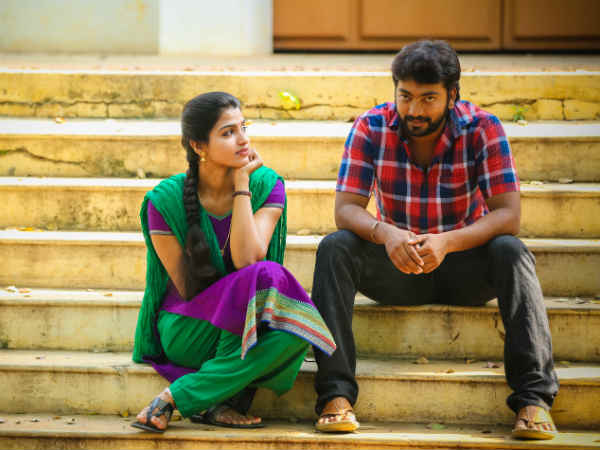 Kaalakkoothu movie review 