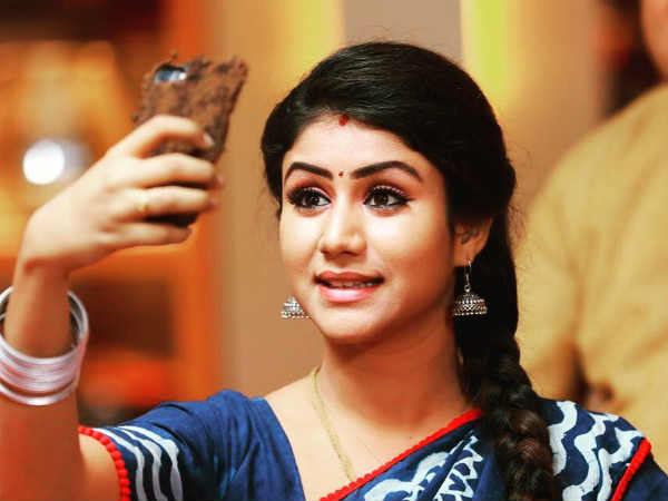 ஆல்யா மானஸா 