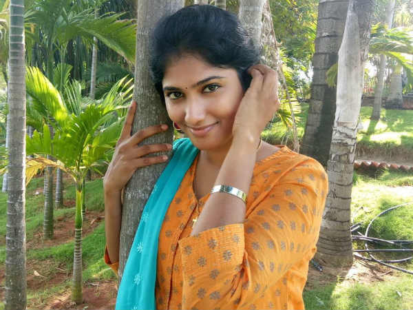 பாடல் பாக்கி: 