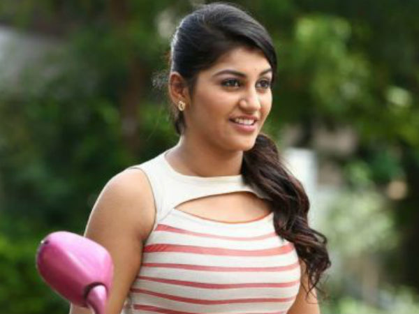 Big Boss Season 2 Tamil: D16 fame Yashika Anand enter into house as the first contestant Big Boss Season 2 Tamil: D16 fame Yashika Anand enter into house as the first contestant