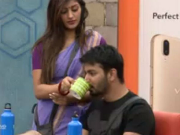 முகம் சுளிப்பு 