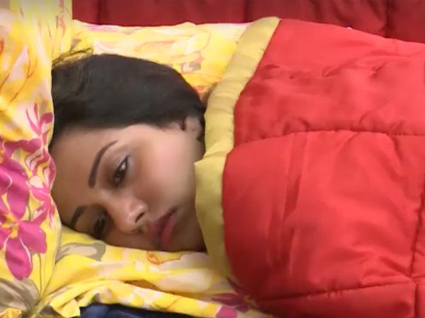 நடுநிலையான போட்டியாளர் : 