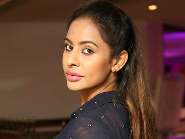 நீங்கள்தான் பாலியல் தொழிலாளிகள் 