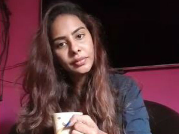 முன்னணி நடிகை 