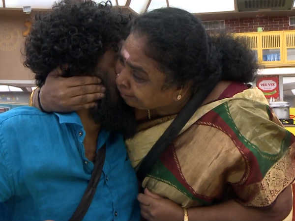 நெகிழ்ச்சி: