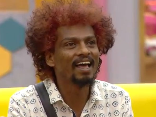 வெளியேறிய செண்டு: வெளியேறிய செண்டு: