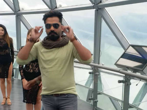 Simbu shooting pictures out!