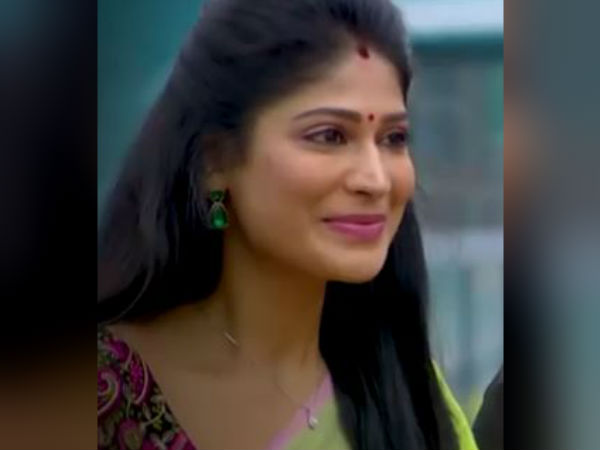 விஜயலட்சுமி: