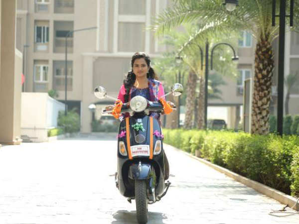 Aan dhevathai movie review 