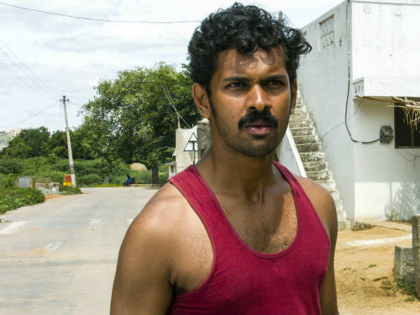 Manusangada movie review 