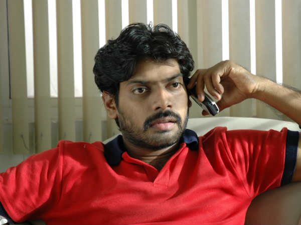 பக்கபலமாக இருந்த இருவர் 