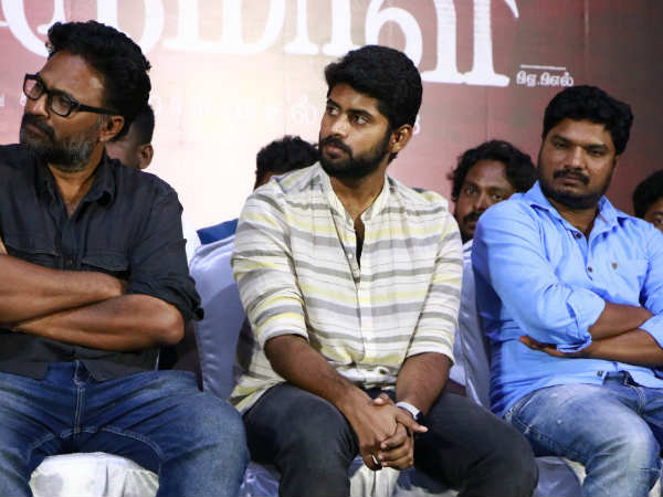 பாராட்டுறாங்க 