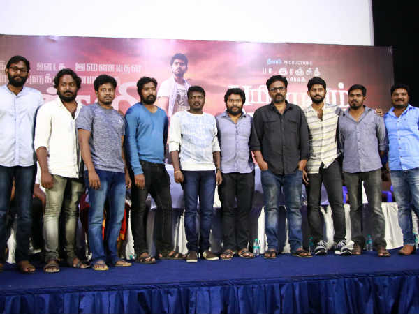 முதலில் தயங்கினேன் 