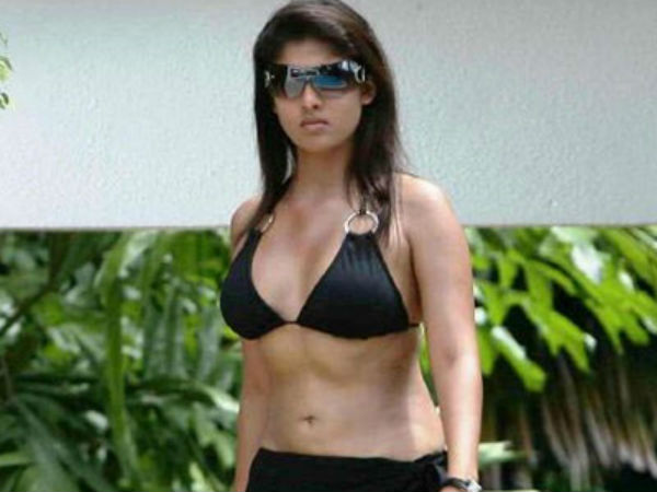 சராசரி ஹீரோயின் 